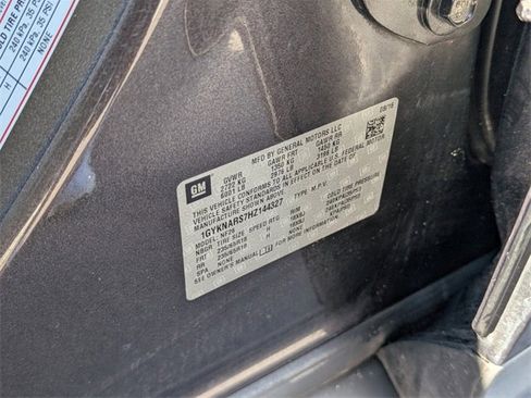 Used 2017 Cadillac XT5 FWD w/ LPO, Wheel Lock Package image 16