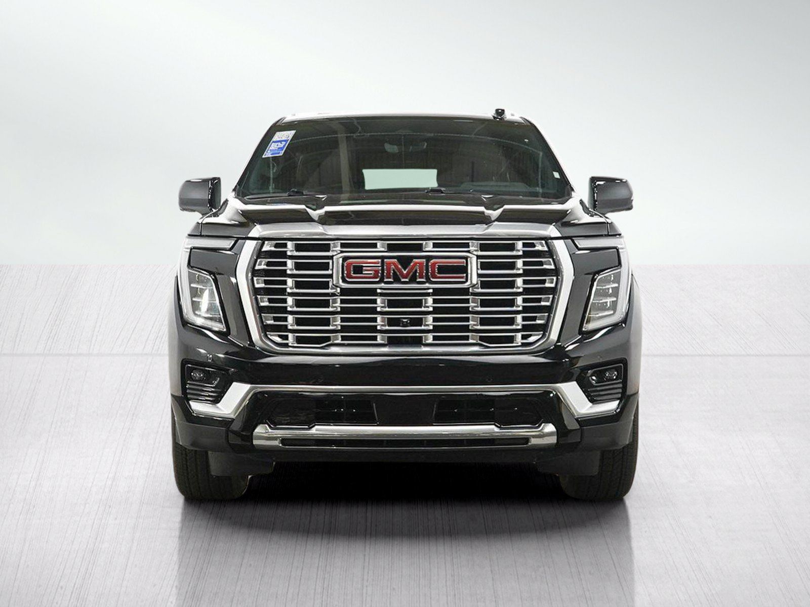 Used 2025 GMC Yukon Denali w/ Denali Reserve Package AWD/4WD image 8