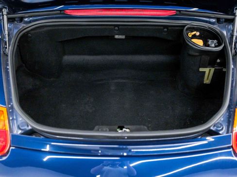 Used 2001 Porsche Boxster RWD image 74
