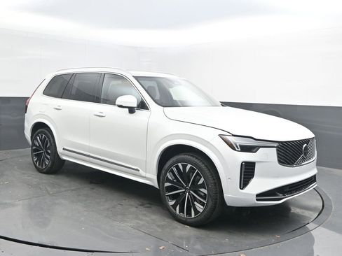 New 2026 Volvo XC90 B6 Plus AWD/4WD image 9