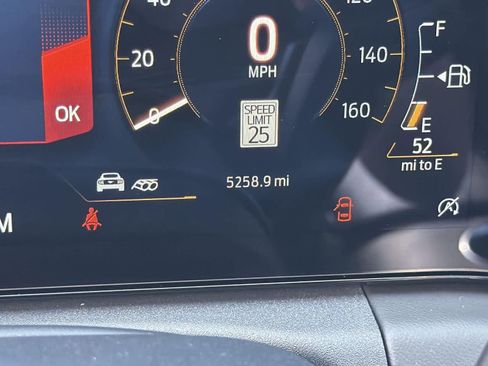 Used 2024 Ford Mustang GT Premium image 19