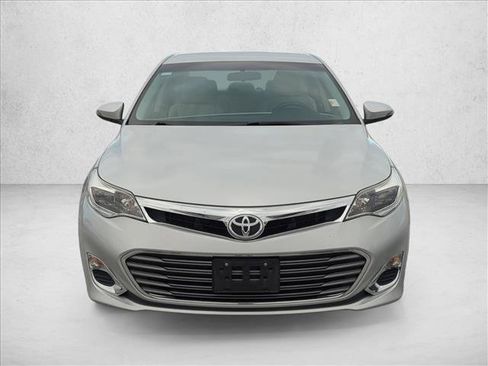 Used 2014 Toyota Avalon XLE FWD image 2