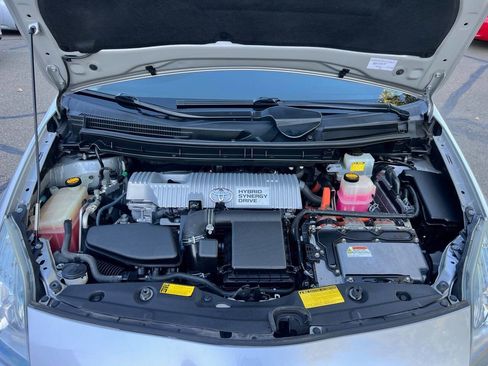 Used 2010 Toyota Prius Five image 8