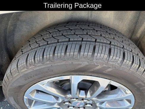 Used 2021 GMC Acadia Denali w/ Denali Ultimate Package AWD/4WD image 12