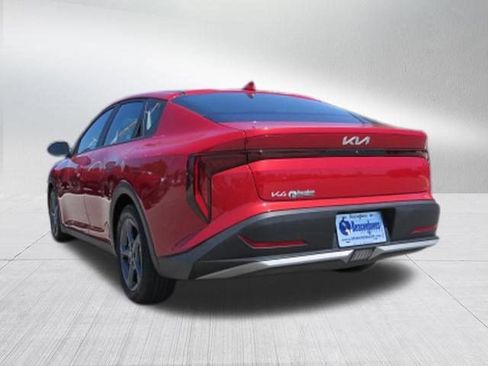 Used 2025 Kia K4 FWD image 5