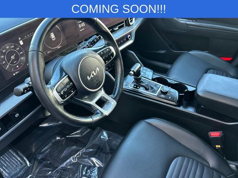 Used 2023 Kia Sportage SX image 10
