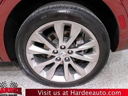 Used 2022 Buick Envision Avenir w/ Technology Package II image 10