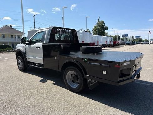 New 2026 Ford F550 4x4 Regular Cab Super Duty image 5
