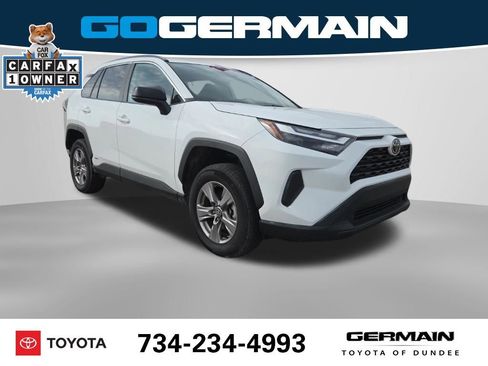 Used 2025 Toyota RAV4 LE image 5