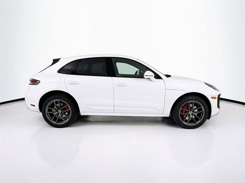 Used 2022 Porsche Macan S image 8