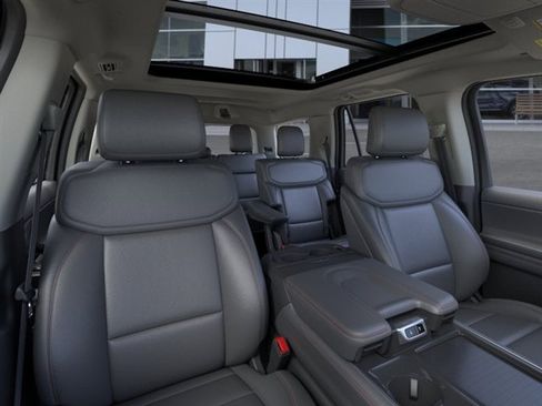 New 2025 Ford Expedition Active AWD/4WD image 10