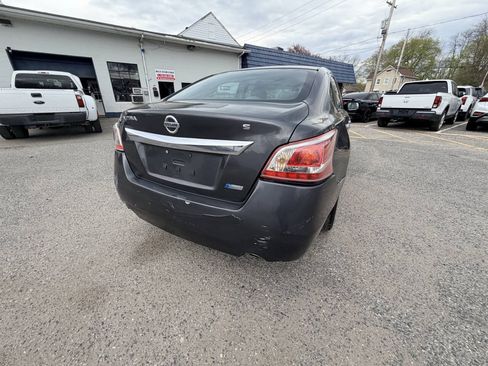Used 2013 Nissan Altima 2.5 S FWD image 40
