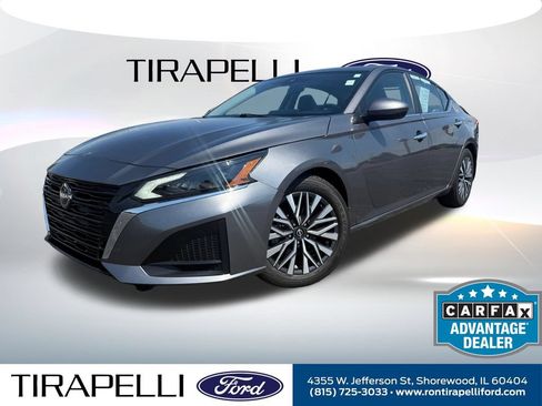 Used 2024 Nissan Altima 2.5 SV w/ SV Premium Package FWD image 1
