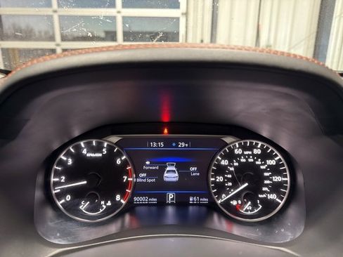 Used 2021 Nissan Altima 2.5 SR w/ SR Premium Package image 7