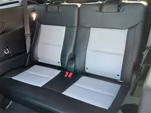 Used 2023 Ford Explorer XLT w/ Equipment Group 202A image 17