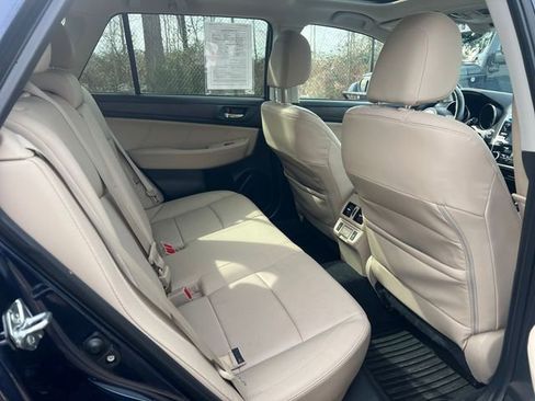 Used 2018 Subaru Outback 3.6R Limited image 17