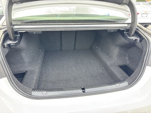 Used 2025 BMW 530i xDrive image 22