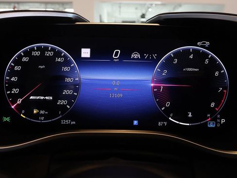 Used 2022 Mercedes-Benz SL 63 AMG 4MATIC image 53