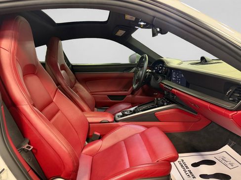 Used 2020 Porsche 911 GT3 RS image 23
