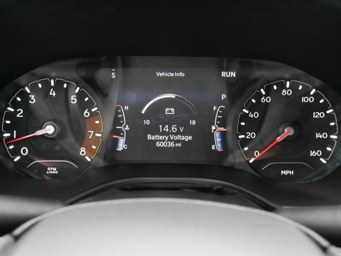 Used 2024 Jeep Compass Latitude image 29