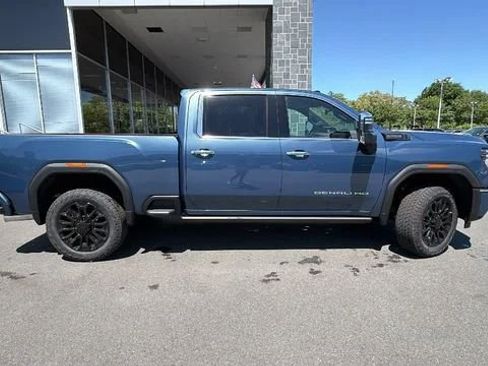 New 2026 GMC Sierra 2500 Denali Ultimate AWD/4WD image 8