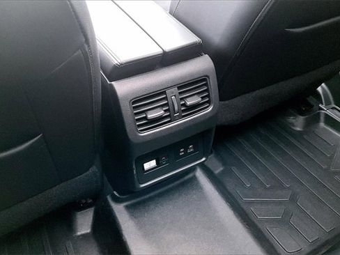 Used 2021 Nissan Rogue SL w/ Premium Package image 24