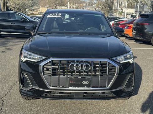 Used 2025 Audi Q3 2.0T Premium image 2