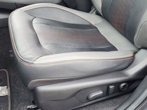 Certified 2024 Subaru Crosstrek 2.5i Limited image 17