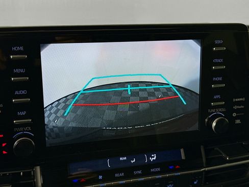 Certified 2022 Toyota Sienna XSE image 17