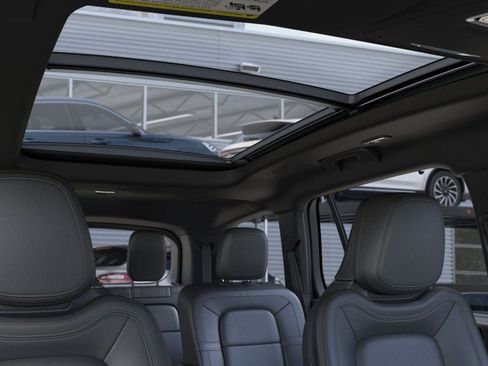New 2026 Lincoln Aviator Reserve image 22