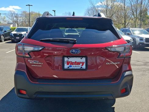 Used 2025 Subaru Outback Premium image 5