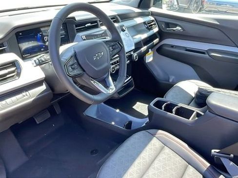 New 2027 Chevrolet Bolt RS FWD image 10