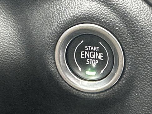 Used 2022 GMC Sierra 1500 Denali w/ Denali Premium Package image 14