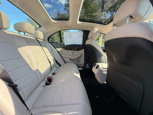 Used 2018 Mercedes-Benz C 300 4MATIC Sedan image 24