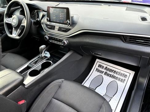 Used 2021 Nissan Altima 2.5 SV image 14