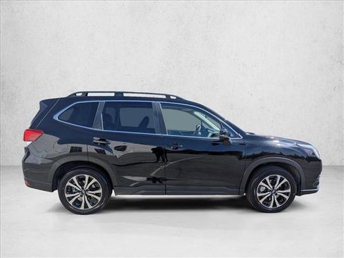 Certified 2022 Subaru Forester Limited AWD/4WD image 4