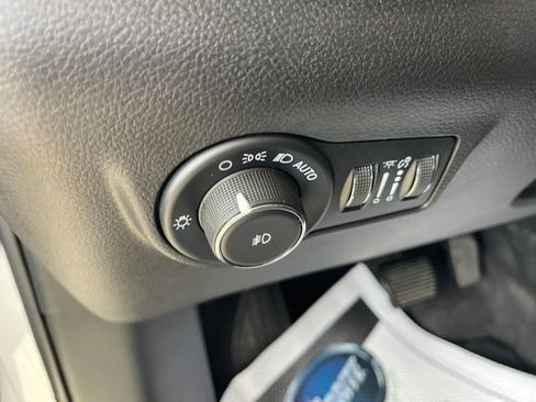 Used 2023 Jeep Compass Latitude AWD/4WD image 25