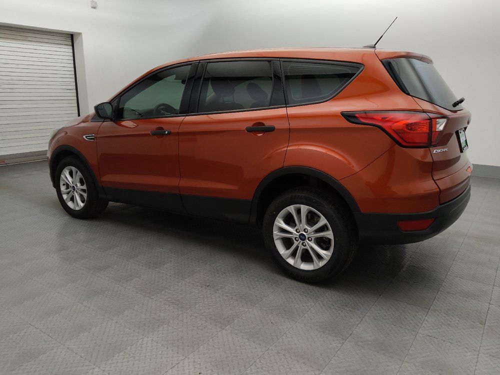 Used 2019 Ford Escape S FWD image 3