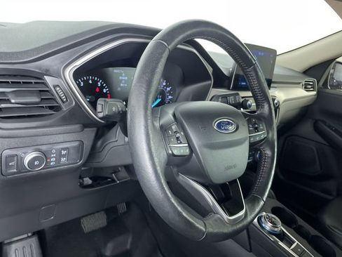 Used 2020 Ford Escape SEL image 28