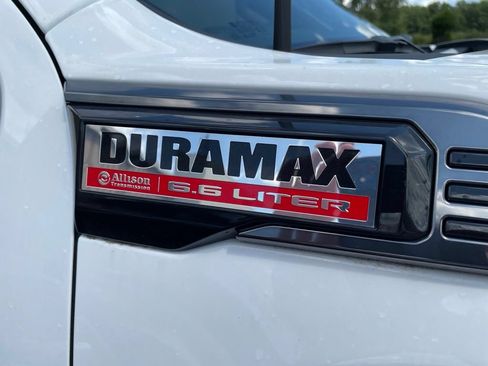 Used 2026 GMC Sierra 2500 AT4 w/ AT4 Premium Plus Package AWD/4WD image 3