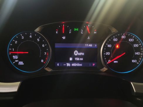 Used 2020 Chevrolet Traverse LT image 23