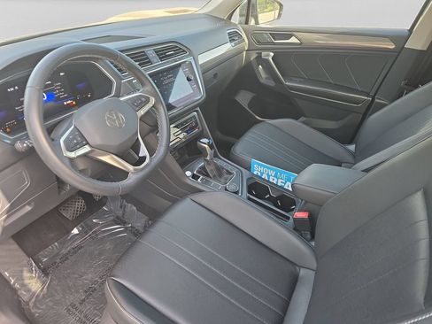 Certified 2023 Volkswagen Tiguan SE AWD/4WD image 33