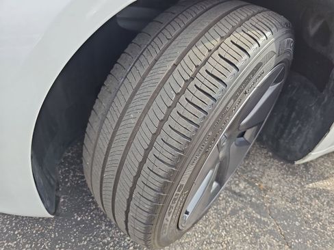 Used 2023 Tesla Model 3 Standard Range image 37