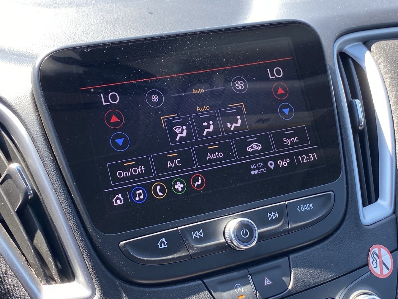 Used 2025 Chevrolet Malibu LT FWD image 7