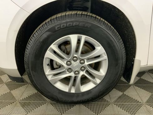 Used 2019 Buick Enclave Essence image 38