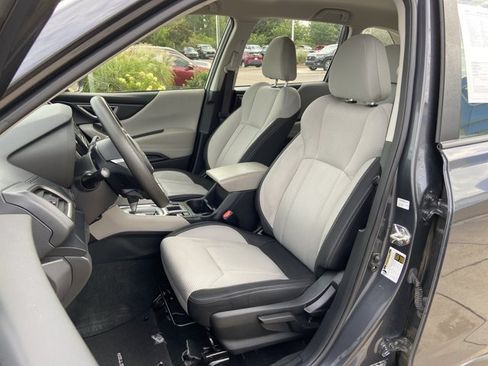 Used 2023 Subaru Forester AWD/4WD image 18