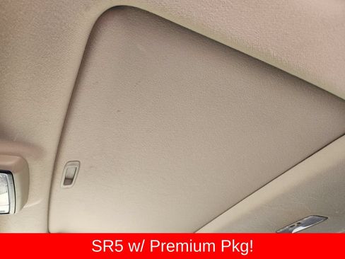 Used 2021 Toyota 4Runner SR5 Premium w/ Moonroof Package RWD image 33