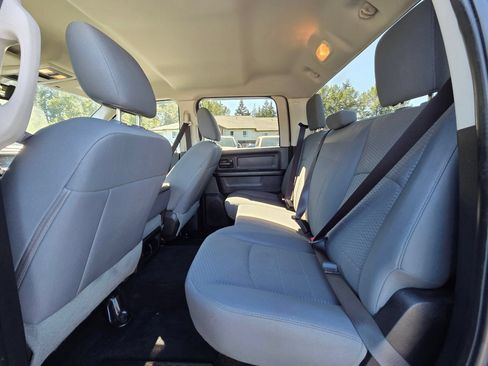 Used 2015 RAM 2500 Tradesman w/ Chrome Appearance Group AWD/4WD image 21