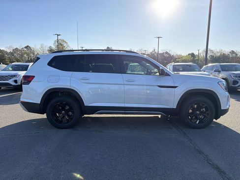 New 2026 Volkswagen Atlas Peak Edition AWD/4WD image 6
