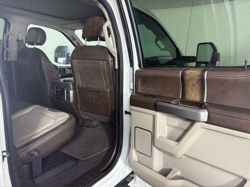 Used 2019 Ford F250 Limited w/ FX4 Off-Road Package image 34